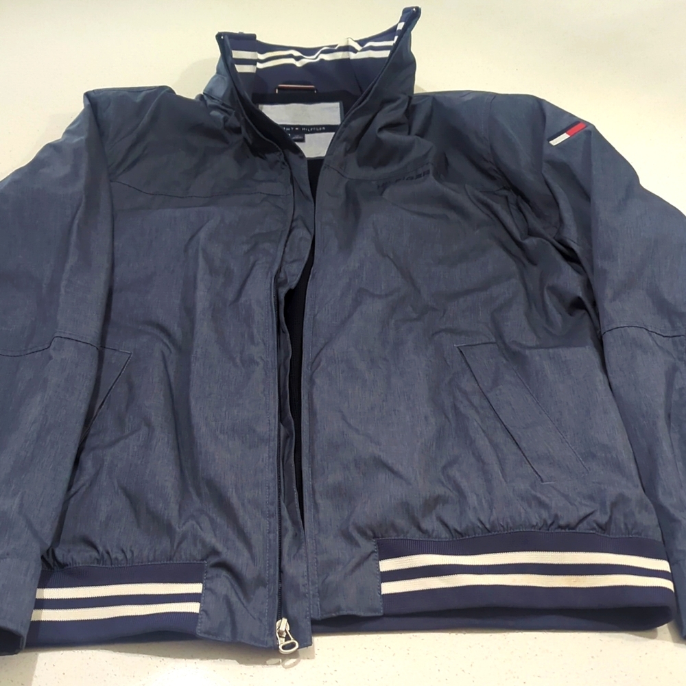 Tommy Hilfiger wind breaker
